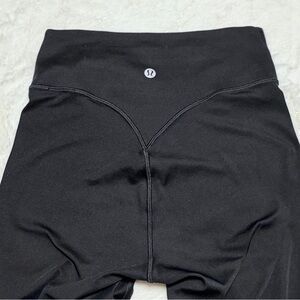 Lululemon breeze through leggings black size 6